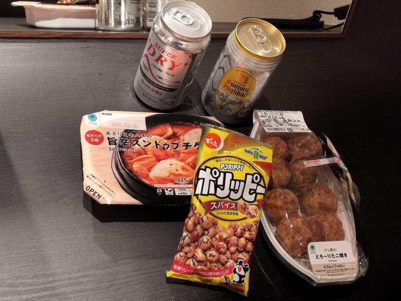 ホーム・ステイ椛NAGI三条京都　ひとりで楽しい晩酌