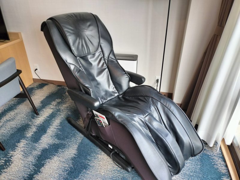 レイクオーツカ　客室にはマッサージチェア！