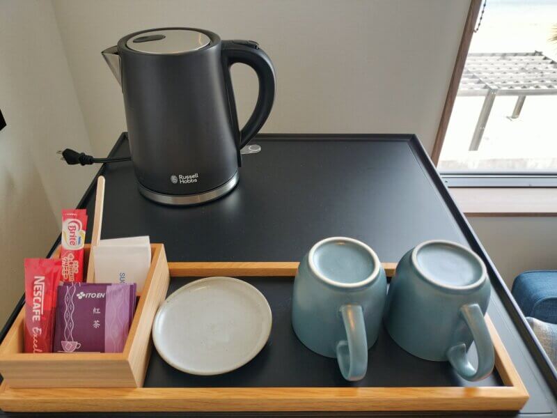 フェアフィールド兵庫淡路東浦
ミニバー　食器　ドリンク類