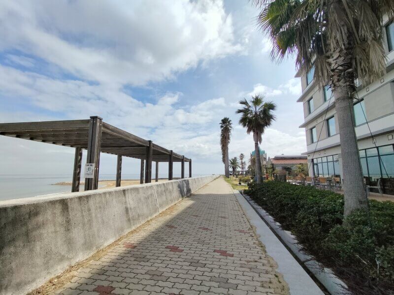 フェアフィールド兵庫淡路東浦前の歩道