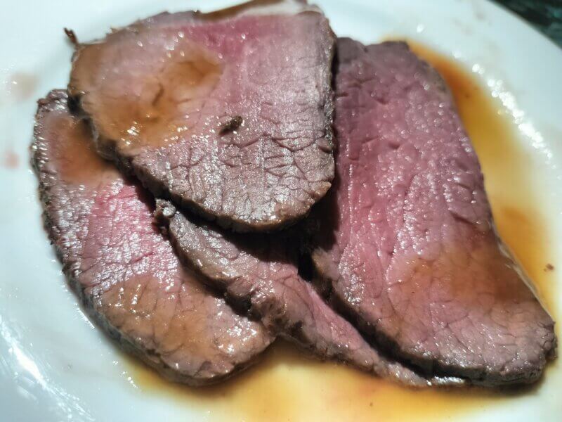 神戸メリケンパークオリエンタルホテルのエグゼクティブラウンジ　ローストビーフ