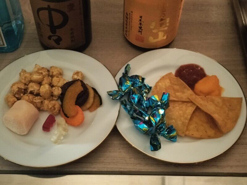 神戸メリケンパークオリエンタルホテルのエグゼクティブラウンジ　ナイト　スナック