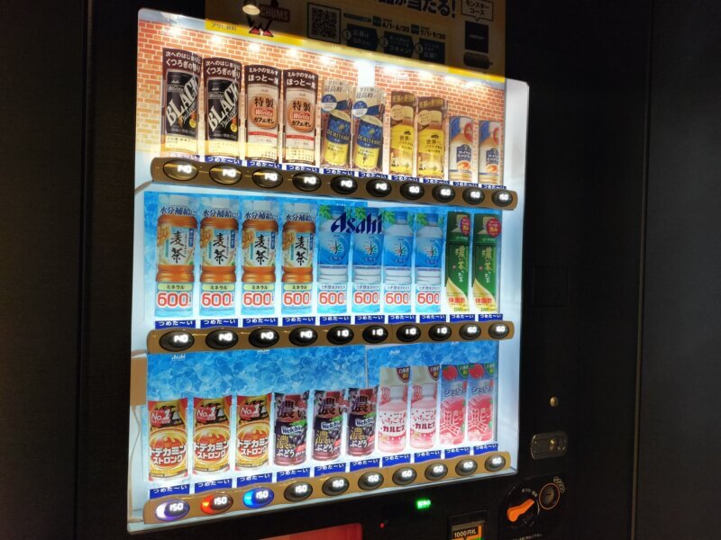 ホテルSUI神戸三宮の自販機