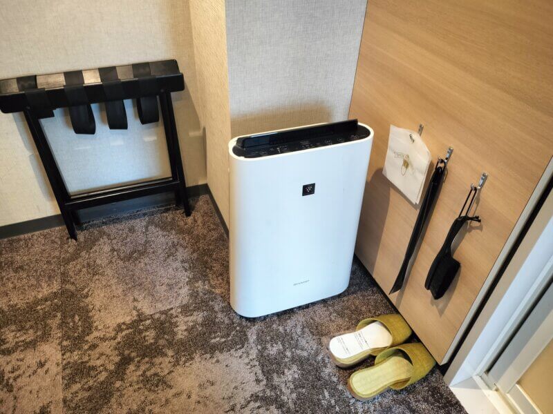 ザ・エディスターホテル京都二条Comic&Booksのコーナーシングルルーム 空気清浄機