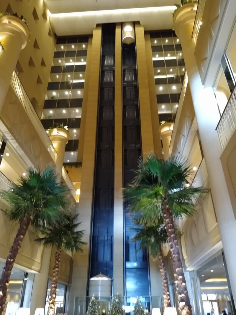 神戸メリケンパークオリエンタルホテルのロビー
