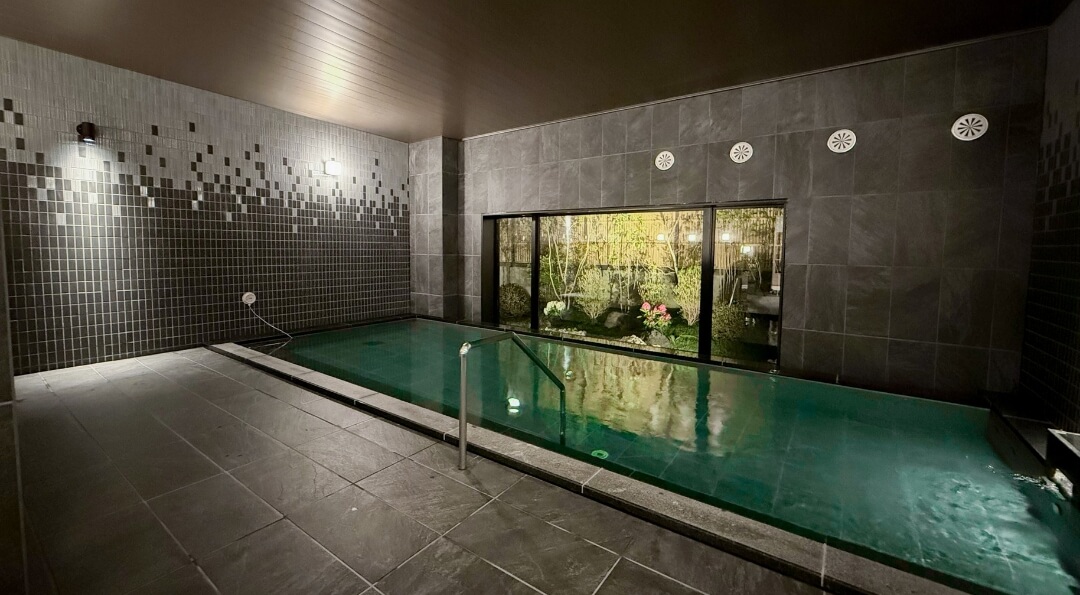 グランヴィリオ丹波篠山 和蔵の天然温泉大浴場