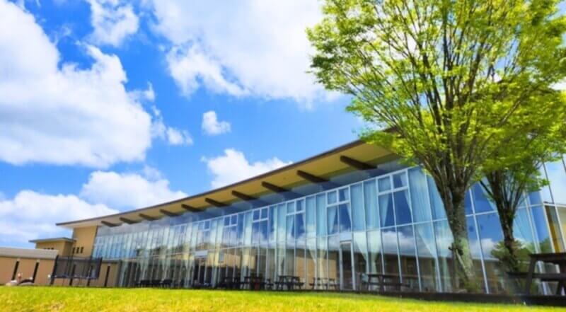 峰山高原ホテルリラクシアの外観