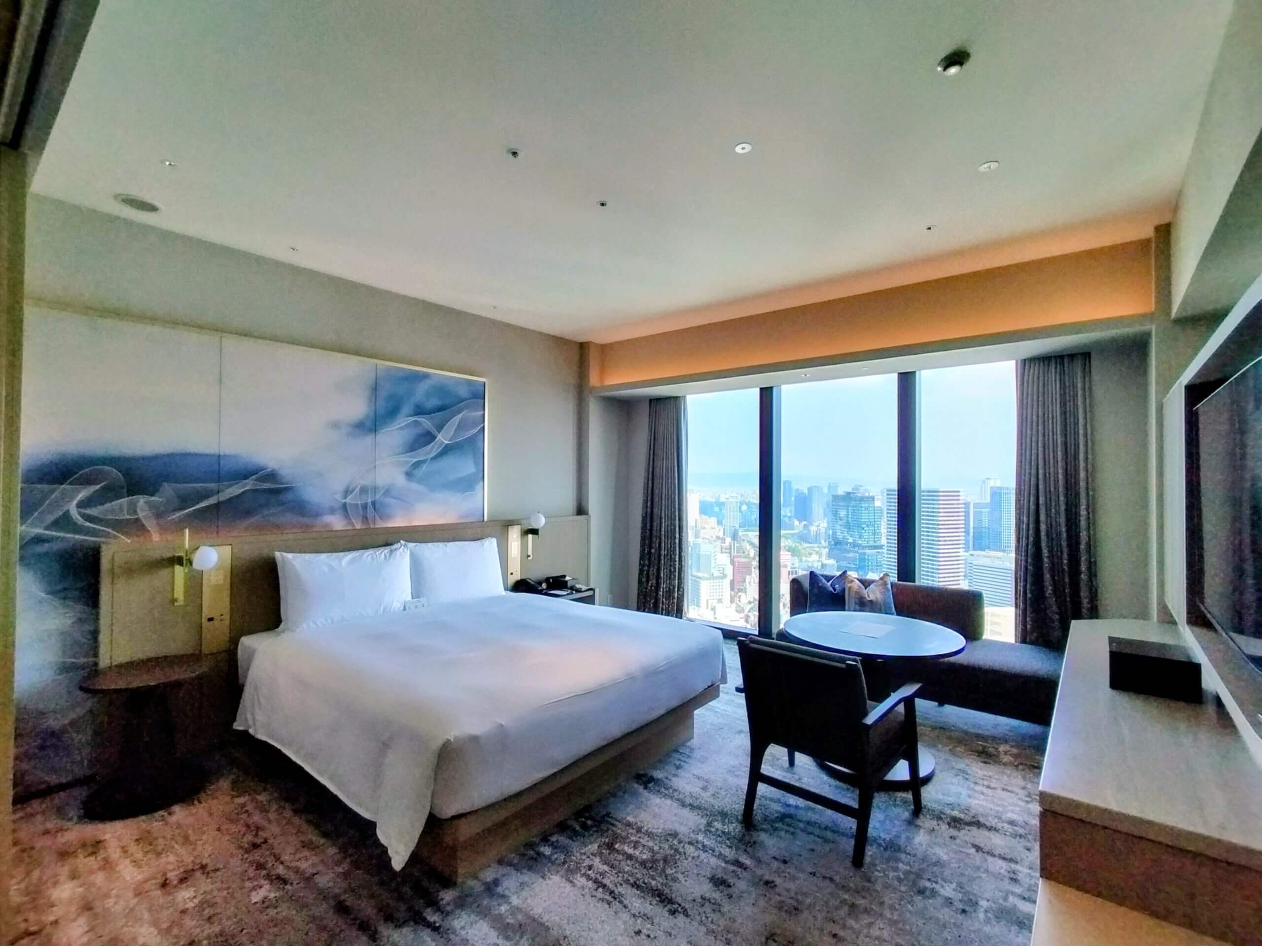 大阪ステーションホテル　オートグラフコレクションの客室　キングルーム