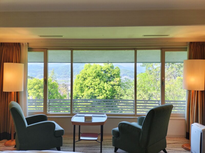 ザ・プリンス京都宝ヶ池のクラブフロア ソファ