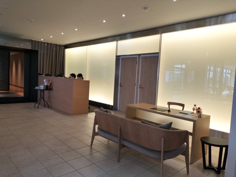 セトレハイランドヴィラ姫路のフロント レセプション