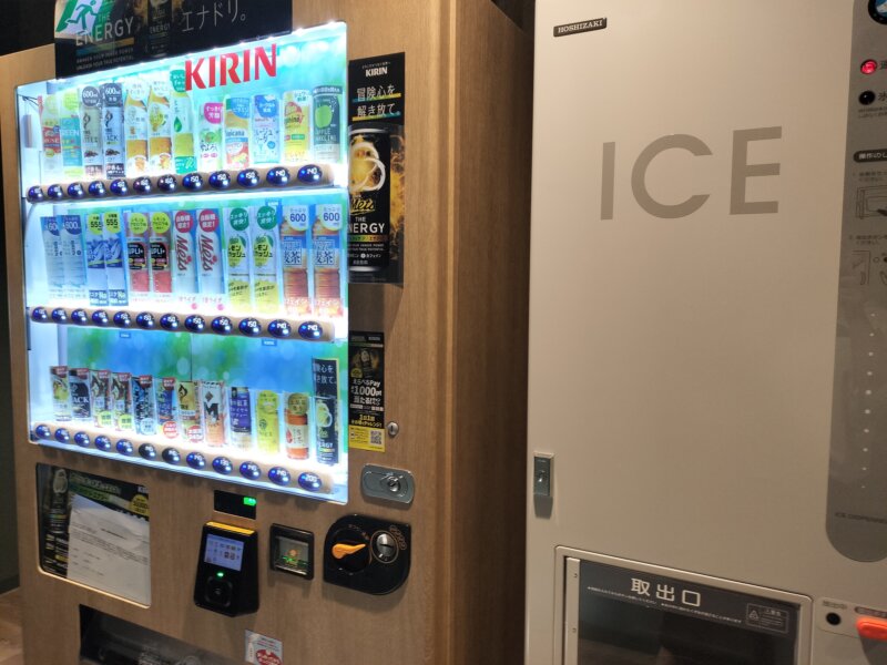 たびのホテル加古川の自販機、製氷機